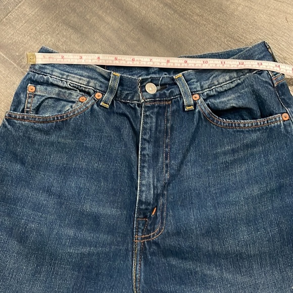 Vintage high waisted 701 Levi’s jean shorts size 29 - Picture 7 of 9
